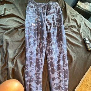 Navy blue Camo Under Armour sweatpants